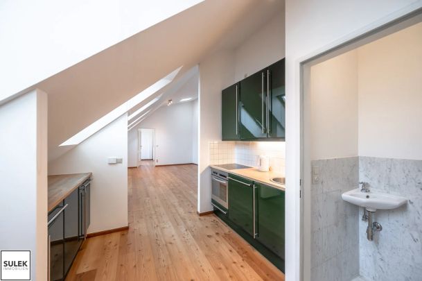 Wohnen in der Innenstadt: 2 Zimmer DG Wohnung - klimatisiert - modern ausgestattet - ab sofort beziehbar! - Foto 1