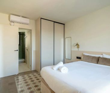 Barcelona - Photo 2