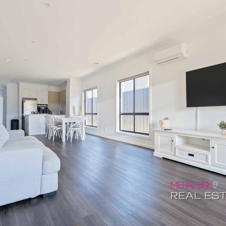 Stylish, Accessible and Move-In Ready - Photo 1