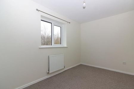2 bedroom end of terrace house to rent - Photo 5