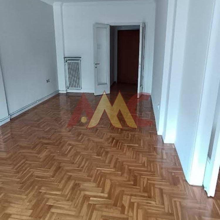 Διαμέρισμα για ενοικίαση Αγία Σοφία (Κέντρο Θεσσαλονίκης) - Photo 1