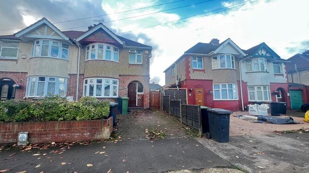 3 bedroom semi-detached house to rent - Photo 1