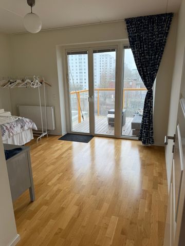 Lilla Marconigatan, Västra Frölunda - Photo 4