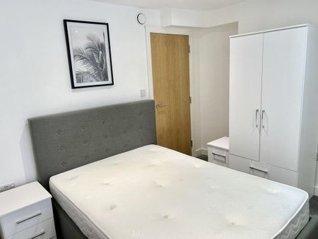2 bedroom flat to rent - Photo 5