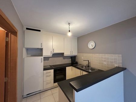 Appartement te huur in Zele - Photo 5