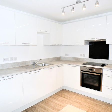 Studio to rent - Photo 3