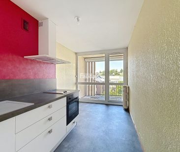 Location Appartement 3 pièces 55m² ST LO 50000 - Photo 2