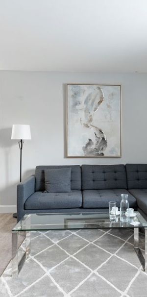 Rue Crevier Apartments - Photo 1