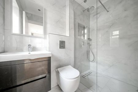 3 bedroom detached house to rent - Photo 4