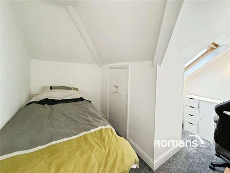 Bethune Court, Chapel Lane, High Wycombe, HP12 - Photo 3