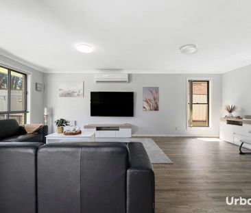 FOR LEASE Modern & Low-Maintenance Duplex in a Convenient Location ... - Photo 4