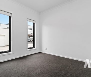 15 Noble Mews, Clyde North VIC 3978 - House For Rent | Domain - Photo 6