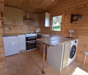 1 bedroom log cabin to rent - Photo 3