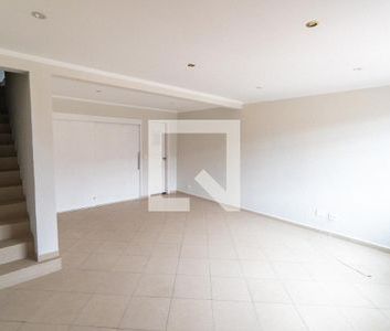 Casa de condomínio para alugar com 185m², 3 quartos e 2 vagas - Foto 2