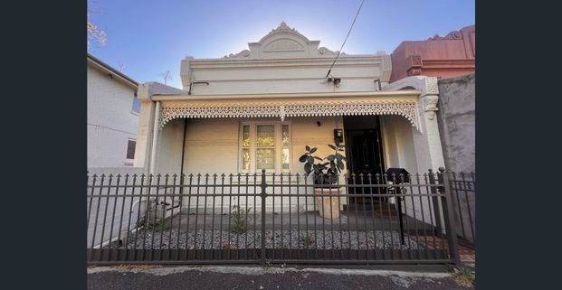 Stylish Fitzroy Living - Photo 1