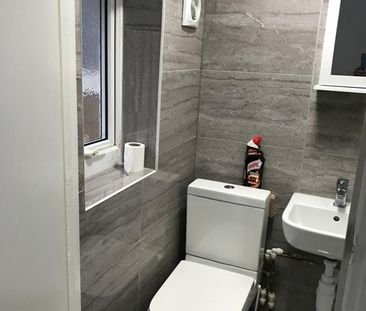 Room in a Shared House, Pell Street, RG1 - Photo 3