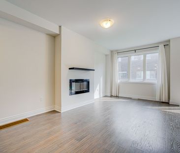 For Lease - 31 Mallery Street, Richmond Hill, Ontario - Photo 1