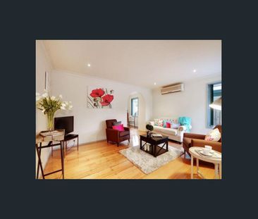 The Warmth Of Home - Photo 1