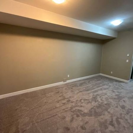 Beautiful 1-bedroom, 1 bathroom basement for Rent (QK21) - Photo 3