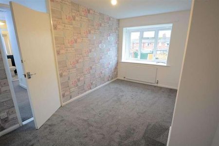 Bishop Court, Selby, YO8 - Photo 3