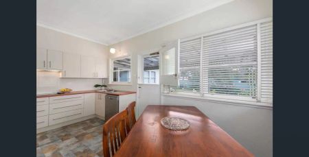 Your New Family Home - Photo 4