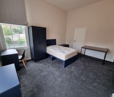 1 Bed Student Accommodation - Photo 4