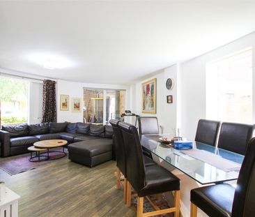 Hobson Avenue, Trumpington, Cambridge - Photo 1