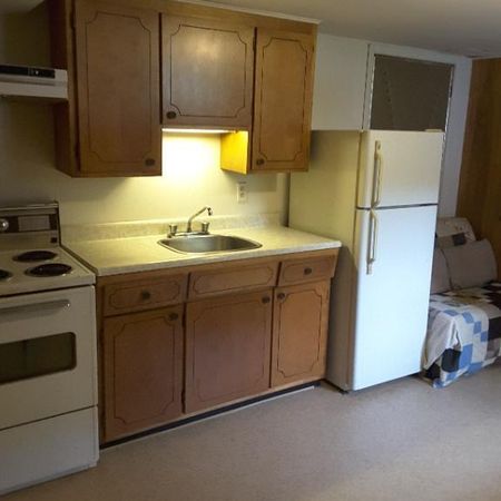 Studio à louer pour étudiant ou enseignant cegep de Saint-Jérôme du 1er janvier au 31 mai 2026 - Photo 3