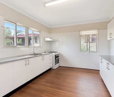 10 Quarry Street, Woolloongabba. - Photo 6