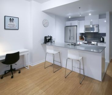 Appartement - 208-3456 Av. du Parc - Photo 1