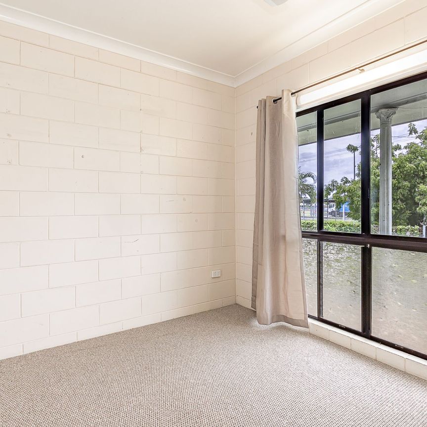 7 Carney Street, Cluden - Photo 1