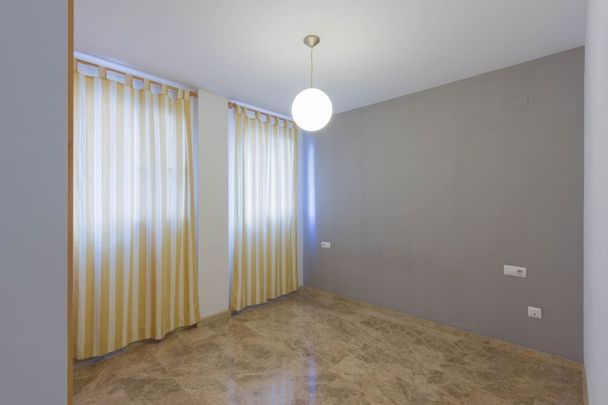 Incredible apartment in Massalfassar - Photo 1