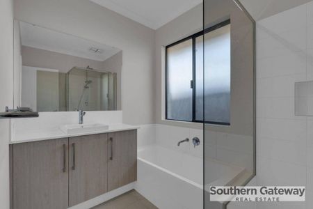 BRAND NEW WELLARD HOME - Photo 4