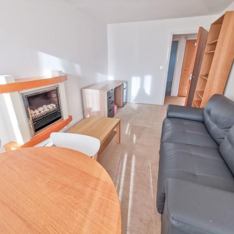 2 bedroom apartment to rent - Photo 1