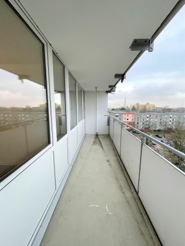 Helle 3-Zimmer-Etagenwohnung in Braunschweig mit Balkon  78,2 m², 6. Etage rechts! - Photo 3