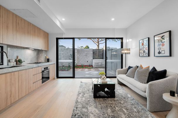 Luxurious Home within Mckinnon School Zone - Photo 1