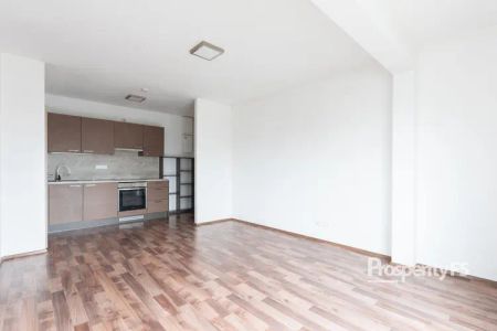 Pronájem bytu 2+kk 37 m - Fotografie 2
