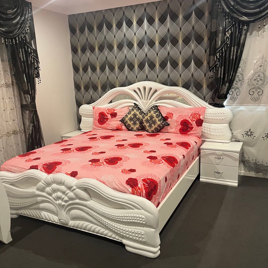 Brookfield - Photo 1