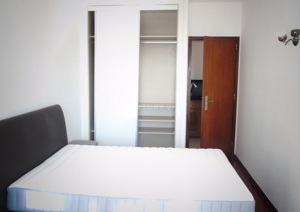 Apartamento T2 Totalmente Mobilado Cozinha Equipada Quinta do Marquês/ Oeiras