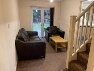 4 bedroom terraced house to rent - Photo 2