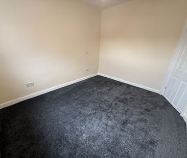 2 bedroom mid terraced house To Let in Preston - Photo 6