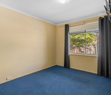 Cosy Unit in a Fantastic Location - Photo 4