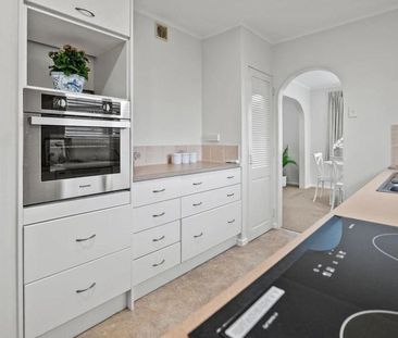 Family living in Kamo - Photo 6