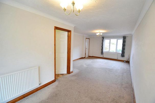 3 bedroom terraced house to rent - Photo 1