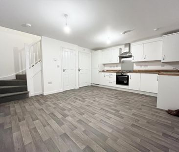 1 bedroom semi-detached house to rent - Photo 4