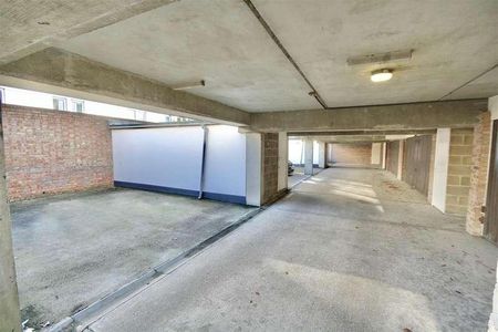 Cecil Place, Southsea, PO5 - Photo 5