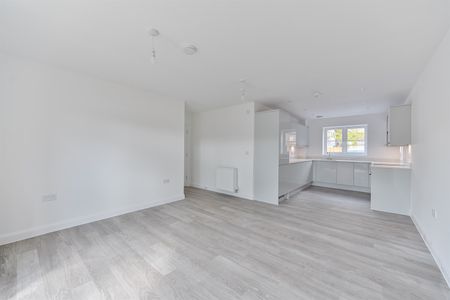 Herbert Gardens, Theale, Reading, RG7 5GT - Photo 2