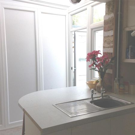 4 bedroom terraced house to rent - Photo 5