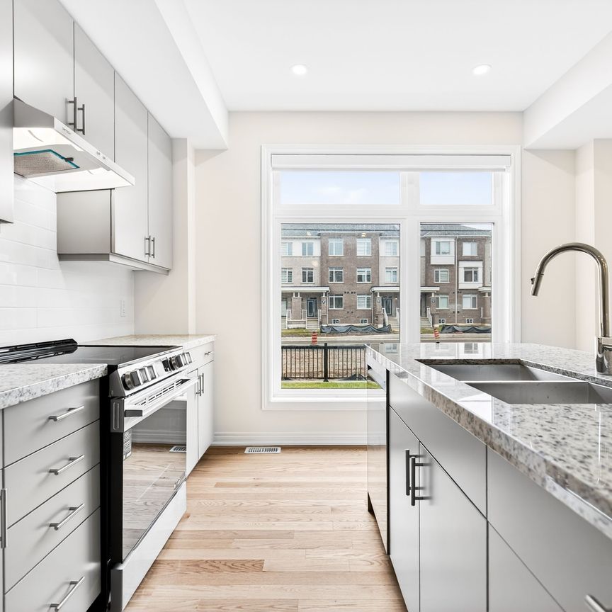 For Lease - 3207 Sixth Line Unit# Unit 2, Oakville, Ontario - Photo 1