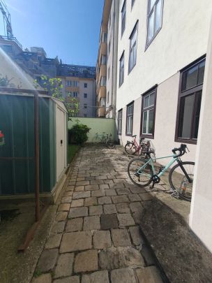Entzückende Wohnung - Altbauhaus - in gesuchter Toplage - Foto 1